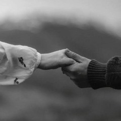 بشوفك معايا ولو مش معايا