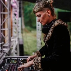 YOONI - Movement medicine - Ecstatic Dance 5thAug23