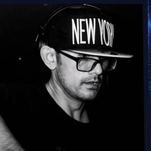 Tom Stanzer - Techno Injection Debut Monthly Dose of Techno RatRadio