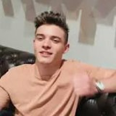 young fly pakisztani