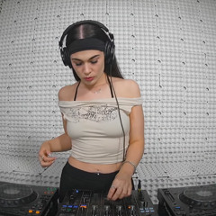 The Sound Gallery - pretending2beholly (September 2025)