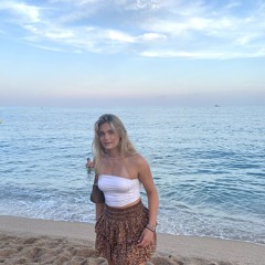 House vibes 🌊🪼🐬