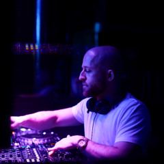 Party Relaxing 2000s Club Bangers Anthems Dj Ibiza Miami London Paris Madrid Moscow Los Angeles