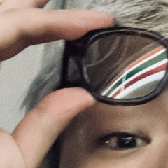 eyes on me