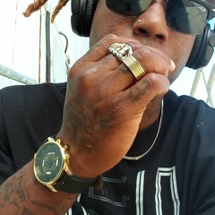 Turn Up (feat. Pyro & Aus..)