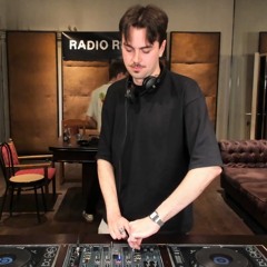Velour | Radio Rudina