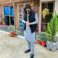 Kiun Tu Akhiya Milaiya Irade Zeeshan Ali ❤️