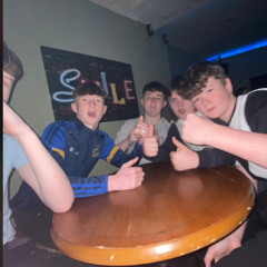 mouldy drunk🍻😤