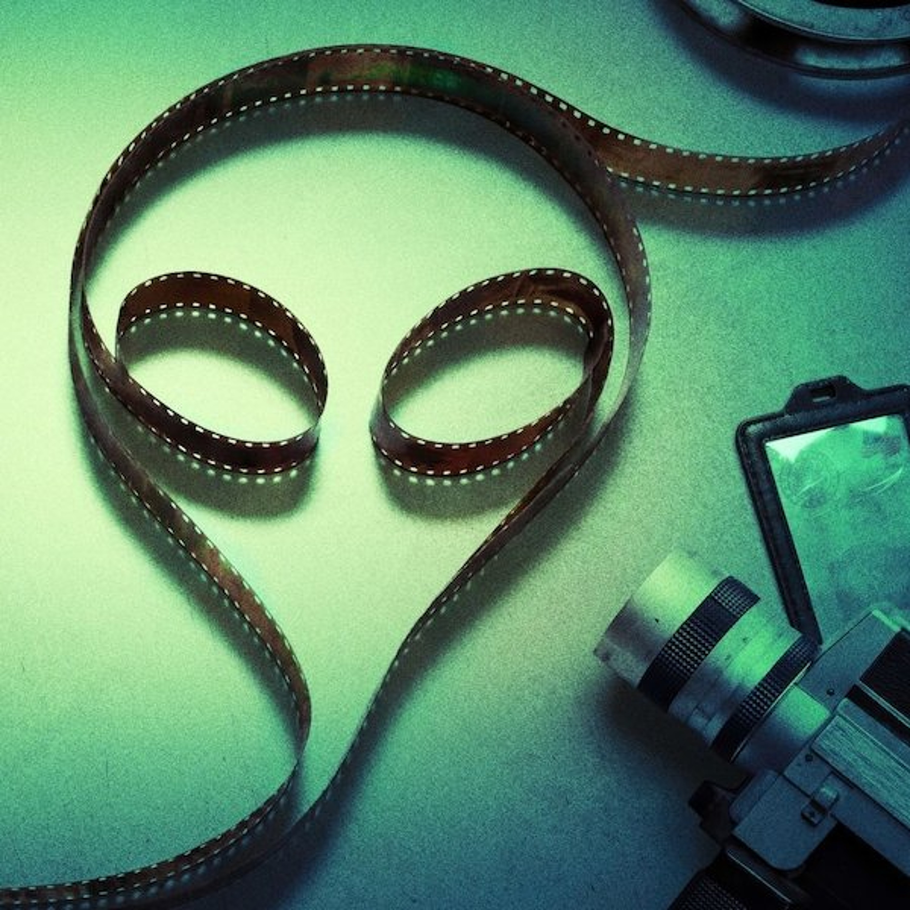 Episode 415 - The Alien Autopsy Scandal Part I episode artwork