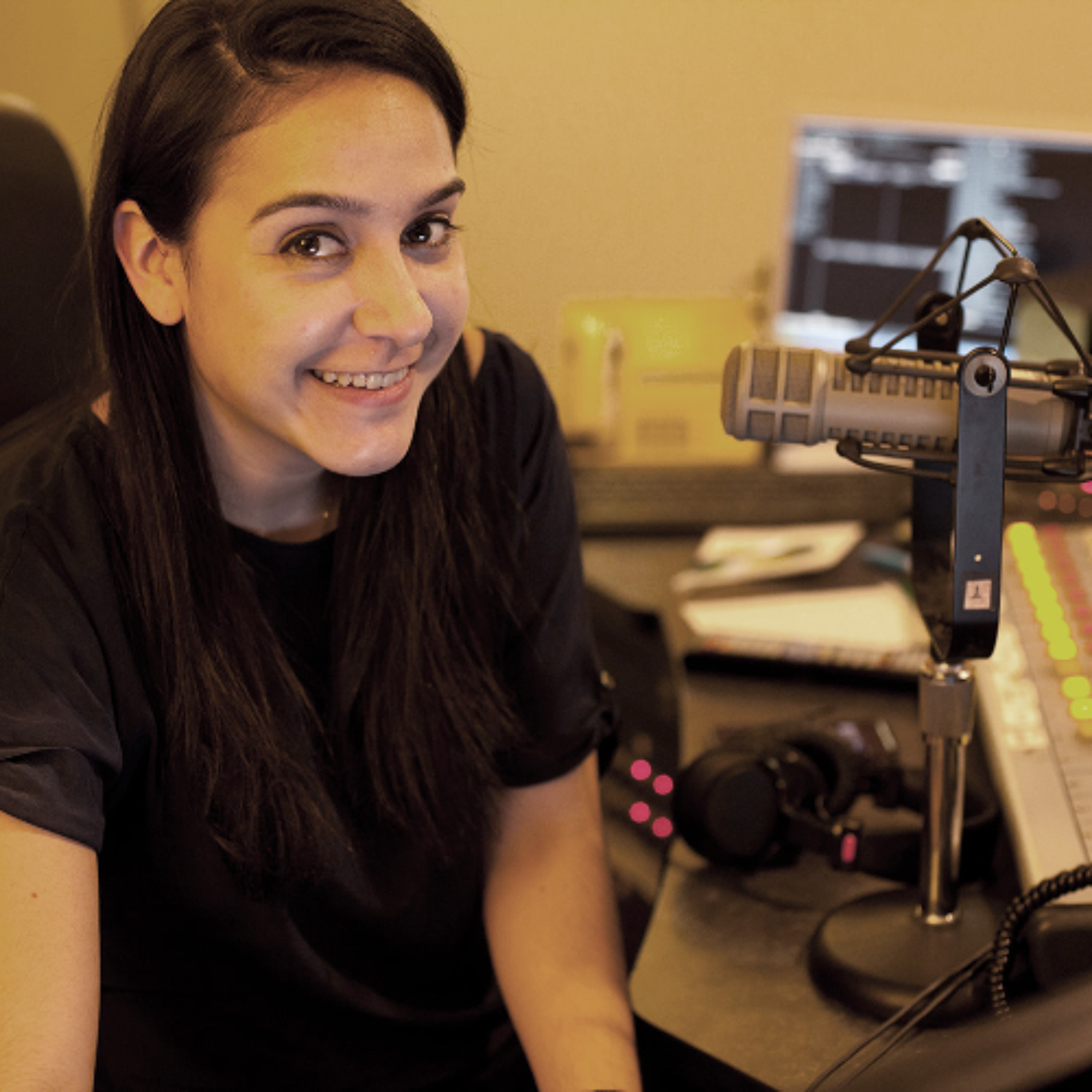 “Hellenic Voices” with Anna Eliopoulos and her guest Robert Trotter – The Hellenic-American search & rescue team 10/21/25