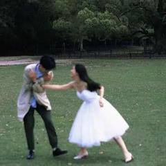 c. 잘 지내자, 우리