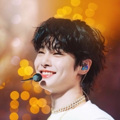 yang jeongin full solo stage - hug me