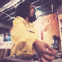 Selectricity - Volume 2 - with DJ Quinnette