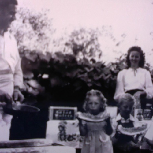 Can Still: Remember:When?:Pa Sang On The Radio: & Ma Was A Singer Song Sewer