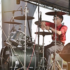 Kopi Dangdut cover by Faust Band feat Ayub Ahmed (amplak)