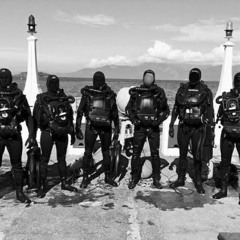 intense fascination with men who detest mediocrity