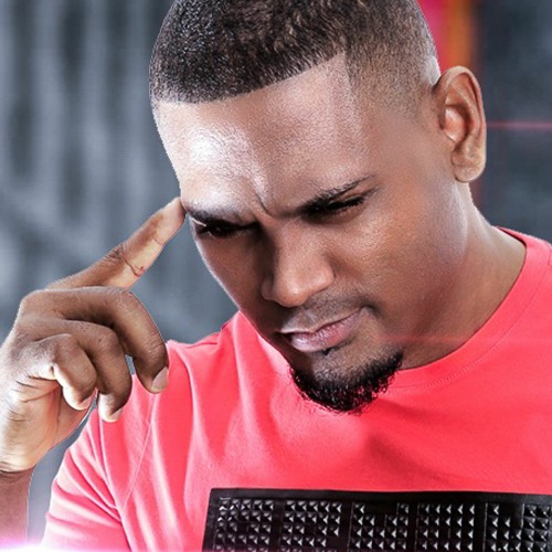 BACHATA, SALSA & MAS PARA TAINA ROJAS!! MEZCLA PERSONALIZADA