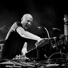 Paul Kalkbrenner - An Uncommercial set ( All I Hear included) 2022