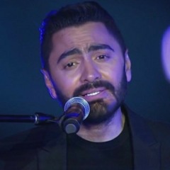 Tamer Hosny - Naseny Leh Live  ناسيني ليه - تامر حسني لايف من حفل الأهرامات.mp3