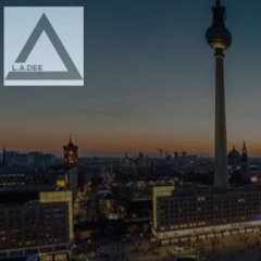 Lea Marie - Über Berlin (L@A@Dee)