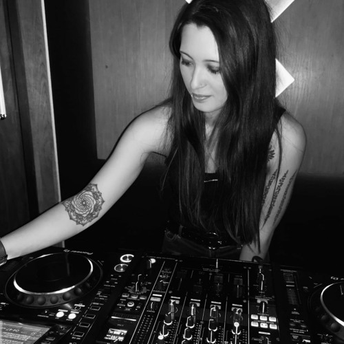 KIM HUNTER - Techno Pulse Mix 18.10.23