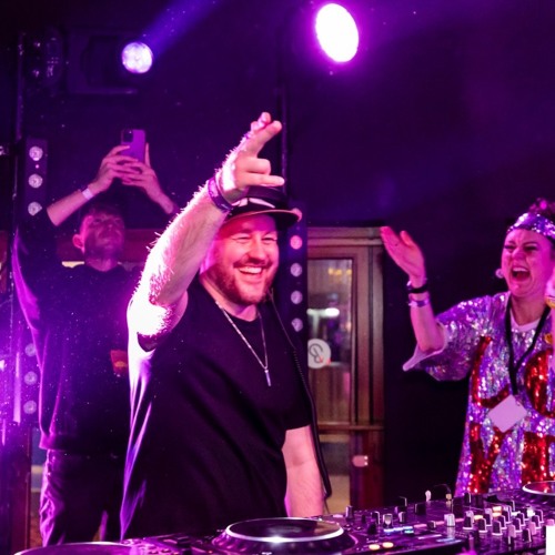 Loz Seka – Live at Fatboy Slim’s All Back To Minehead 2025 (Curious Energy Stage Takeover)