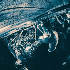 WAREHOUSE MAYHEM