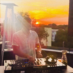 Live @ H11 Garden Terrace (Nitra/SK) - Tom Vachut