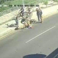 Identifican a la propietaria del vehículo que atropelló a ciclistas en la Costanera de Asunción.