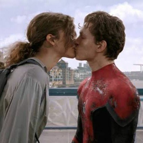 zendaya got saved by spiderman/she kisses him (prod. smash29k)