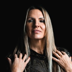 Sunday Sessions w Siqu w DJ Guest DJ Antonio Finn / Episode 020