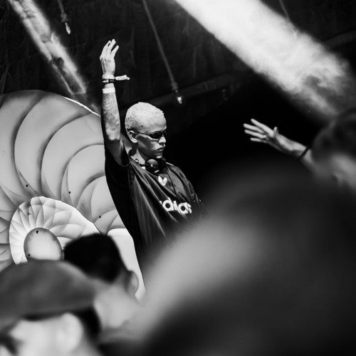 Dreams never die - Live set on my birthday :)