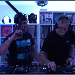 Dj Big (DE) & Alex Di Wayne (UK) Long Travel