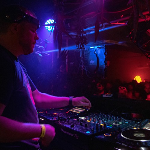 DJ Sets & Mixes