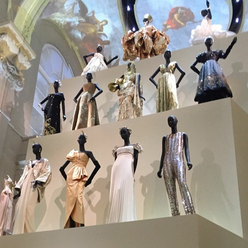 Stream Glædelig Modeuge! om Coco Chanel og Christian Dior by Radio Mahognihytten Listen Stream Glædelig Modeuge! om Coco Chanel og Christian Dior by Radio Mahognihytten Listen