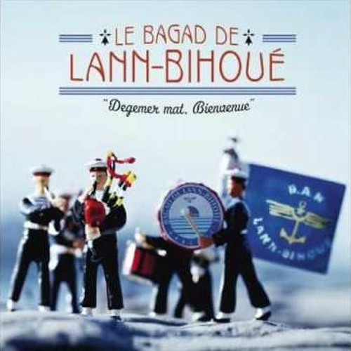 Stream Demo 2022 Cover Le Bagad De Lann - Bihoue (1979 Alain Souchon) Colla  Bruno Phil's & J - Luc by userHardy42964 | Listen online for free on  SoundCloud