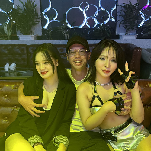 Có Một Người Vẫn Đợi Remix 2024