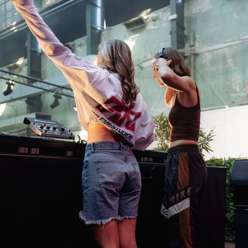 DAF B2B AAT @DAGVLINDERFESTIVAL (05-04-2025)