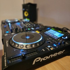 Into the Madness (Techno & Psytrance Mix)