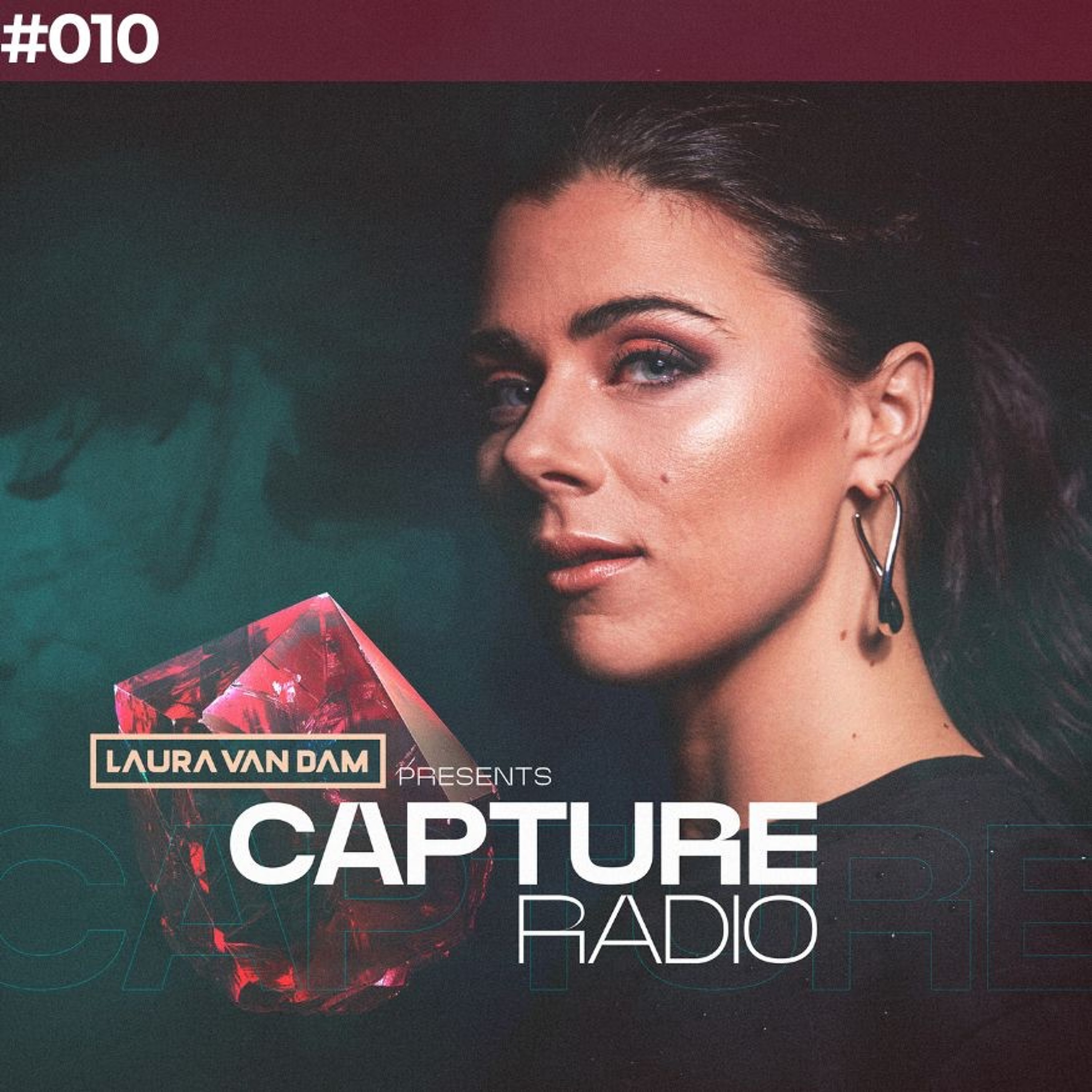 Capture Radio by Laura van Dam