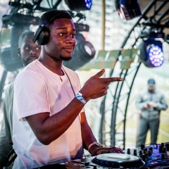 MNM PERSONALITY SET MEDAASE