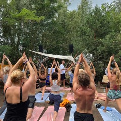 Trippy Yoga Flow @Feel Festival 2024 Schwitzeria