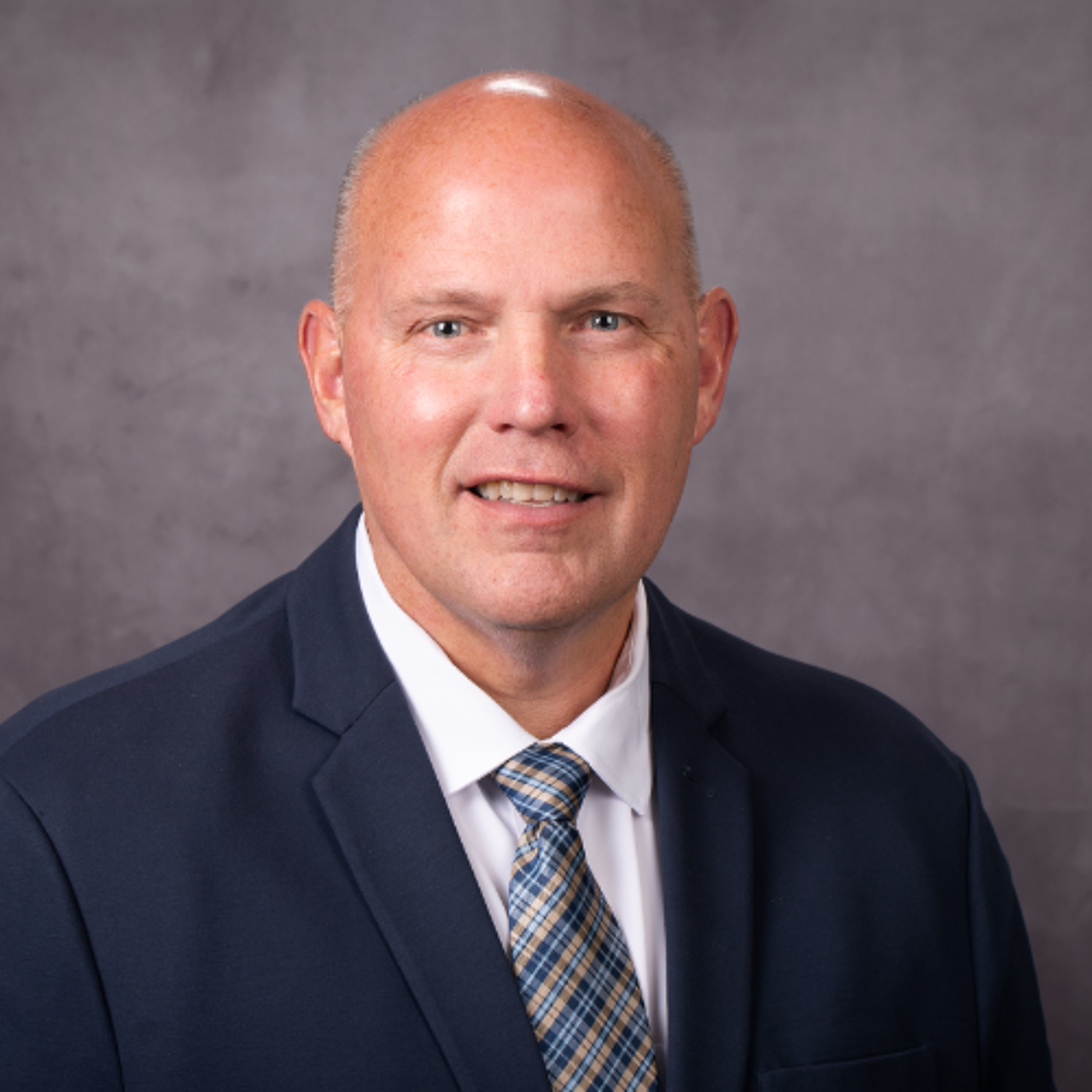 Andy Johnson teaches students about prioritizing the most important relationships