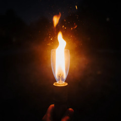 Твой свет — в ночи огонь.