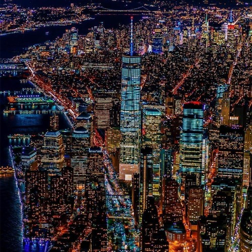 uplifting mega trance sound of nova New York of The evening