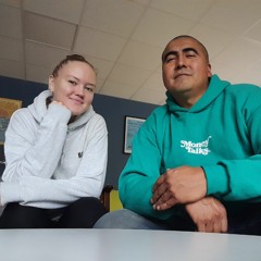 "Scenen var den enda ställen där jag kände att jag kunde vara mig själv" - Bella Swartz