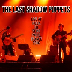 The Bourne Identity (Live at Rock En Seine, in Paris, France, 2016) - The Last Shadow Puppets