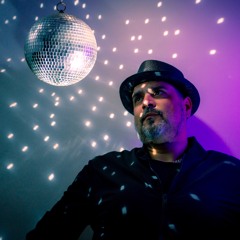 Disco Addiction 002 by Matt Correa @ Beachgrooves Radio