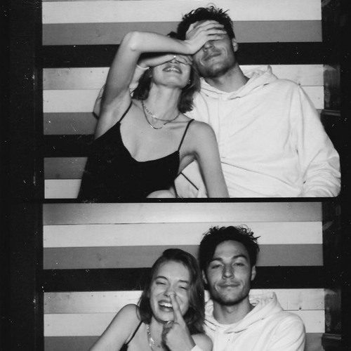 헛된 품에서 꿈을 찾는 내가