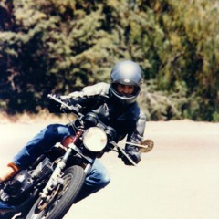 RD350 in the Wind